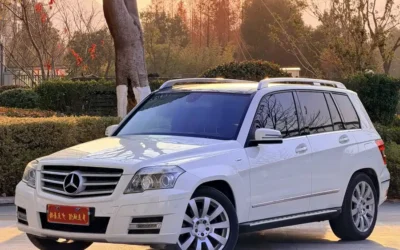 Mercedes-Benz Mercedes-Benz C-Class в цвете и кузовом – это идеальный выбор среди китайских автомобилей. Доступная цена и надежность гарантированы.
