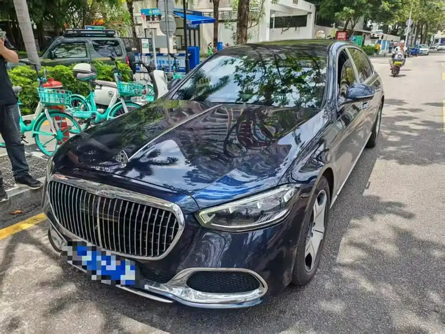 BMW BMW 7 Series в цвете и кузовом – это идеальный выбор среди китайских автомобилей. Доступная цена и надежность гарантированы.