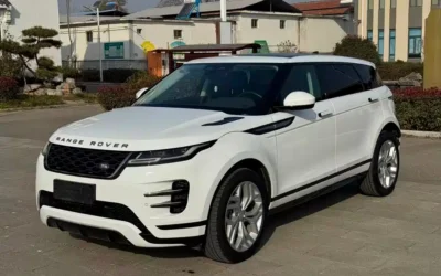 Land Rover Land Rover Range Rover в цвете и кузовом – это идеальный выбор среди китайских автомобилей. Доступная цена и надежность гарантированы.