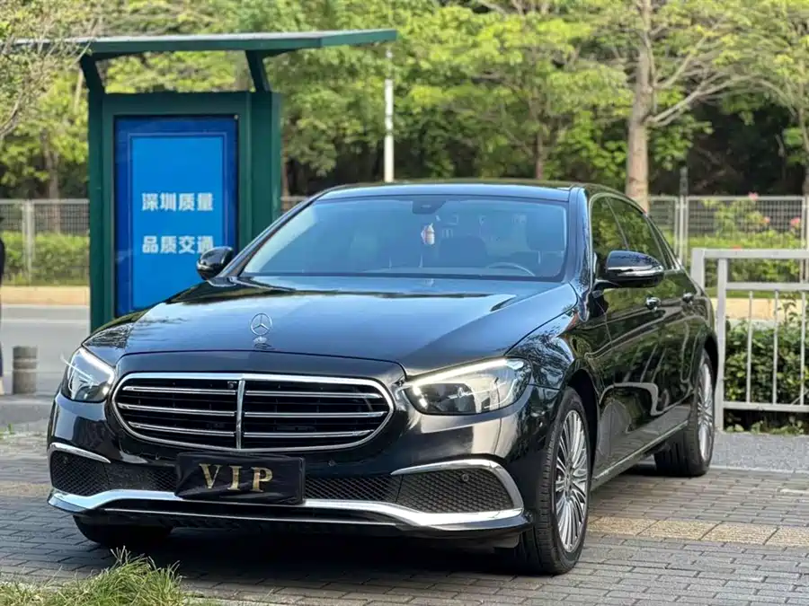 Mercedes-Benz Mercedes-Benz E-Class в цвете и кузовом – это идеальный выбор среди китайских автомобилей. Доступная цена и надежность гарантированы.