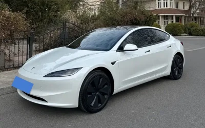 Tesla Tesla Model X в цвете и кузовом – это идеальный выбор среди китайских автомобилей. Доступная цена и надежность гарантированы.