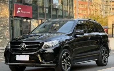 Mercedes-Benz Mercedes-Benz C-Class в цвете и кузовом – это идеальный выбор среди китайских автомобилей. Доступная цена и надежность гарантированы.