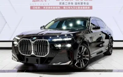BMW BMW 4 Series в цвете и кузовом – это идеальный выбор среди китайских автомобилей. Доступная цена и надежность гарантированы.