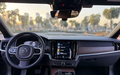 Audi Audi Q3 в цвете и кузовом – это идеальный выбор среди китайских автомобилей. Доступная цена и надежность гарантированы.