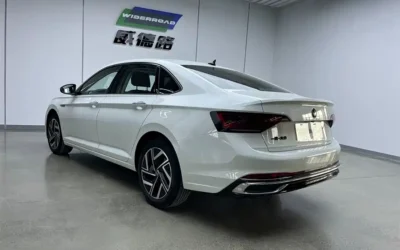 Volkswagen Volkswagen Magotan в цвете и кузовом – это идеальный выбор среди китайских автомобилей. Доступная цена и надежность гарантированы.