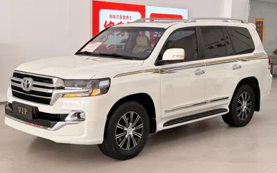 Toyota Toyota Camry в цвете и кузовом – это идеальный выбор среди китайских автомобилей. Доступная цена и надежность гарантированы.