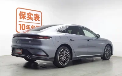 BYD BYD Song L DM-i в цвете и кузовом – это идеальный выбор среди китайских автомобилей. Доступная цена и надежность гарантированы.