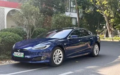 Mercedes-Benz Mercedes-Benz C-Class в цвете и кузовом – это идеальный выбор среди китайских автомобилей. Доступная цена и надежность гарантированы.