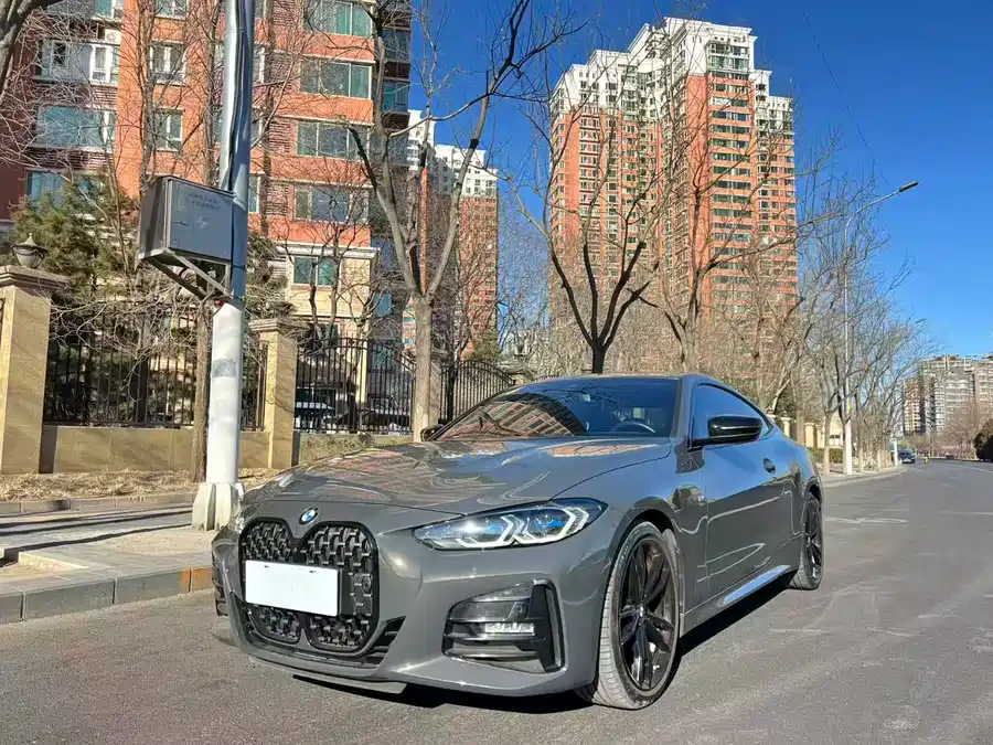 BMW BMW 4 Series в цвете и кузовом – это идеальный выбор среди китайских автомобилей. Доступная цена и надежность гарантированы.