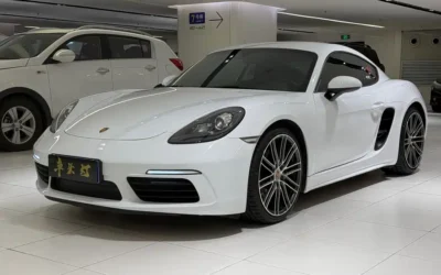 Porsche Porsche 718 в цвете и кузовом – это идеальный выбор среди китайских автомобилей. Доступная цена и надежность гарантированы.