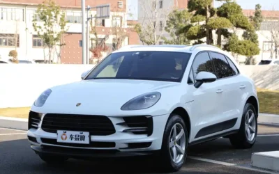 Porsche Porsche 718 в цвете и кузовом – это идеальный выбор среди китайских автомобилей. Доступная цена и надежность гарантированы.