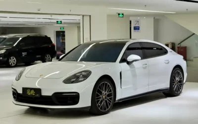 Porsche Porsche Panamera в цвете и кузовом – это идеальный выбор среди китайских автомобилей. Доступная цена и надежность гарантированы.
