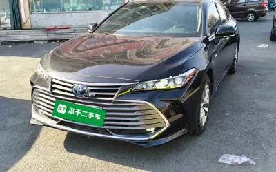 Toyota Toyota Corolla Cross в цвете и кузовом – это идеальный выбор среди китайских автомобилей. Доступная цена и надежность гарантированы.