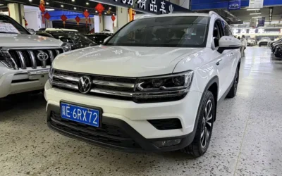 Volkswagen Volkswagen Bora в цвете и кузовом – это идеальный выбор среди китайских автомобилей. Доступная цена и надежность гарантированы.