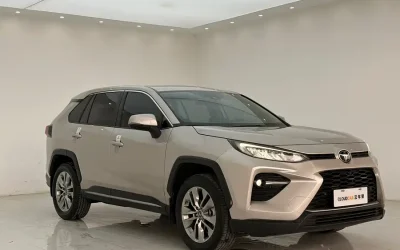 Toyota Toyota Camry в цвете и кузовом – это идеальный выбор среди китайских автомобилей. Доступная цена и надежность гарантированы.