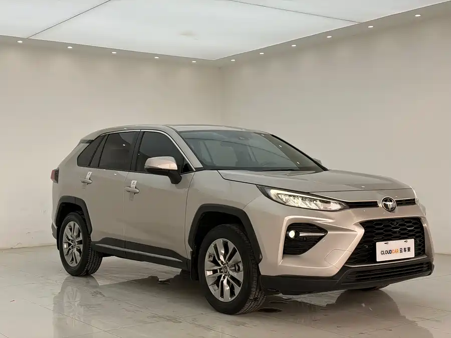 Land Rover Land Rover Discovery Sport в цвете и кузовом – это идеальный выбор среди китайских автомобилей. Доступная цена и надежность гарантированы.