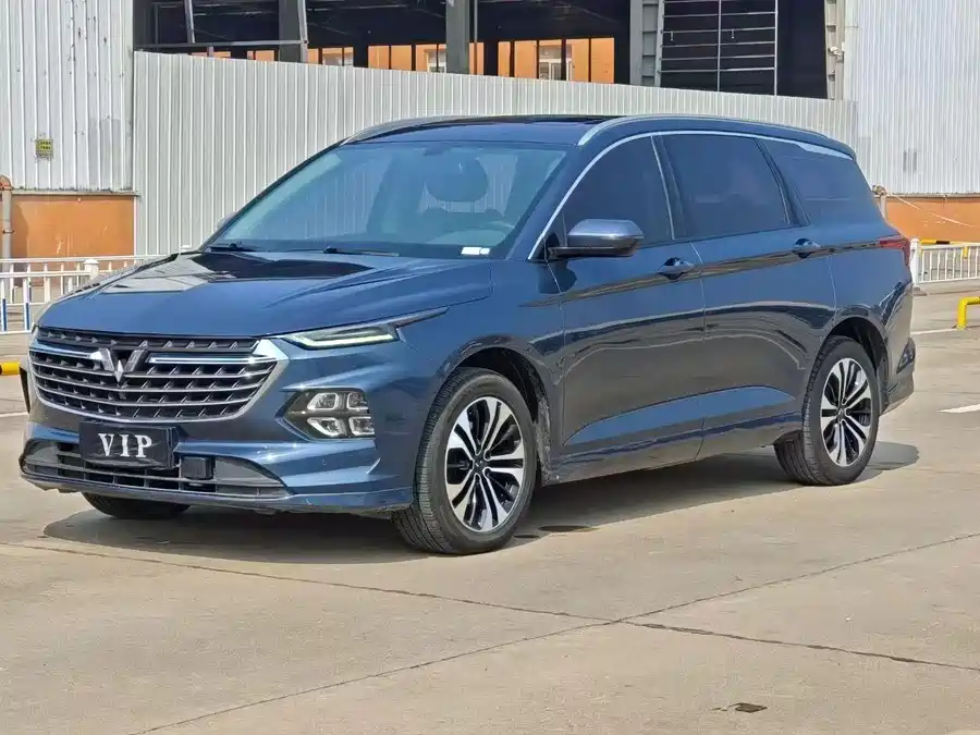 Lynk & Co Lynk & Co 06 в цвете и кузовом – это идеальный выбор среди китайских автомобилей. Доступная цена и надежность гарантированы.