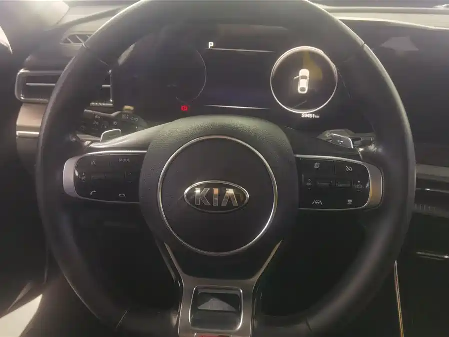 Volkswagen Volkswagen Lavida в цвете и кузовом – это идеальный выбор среди китайских автомобилей. Доступная цена и надежность гарантированы.