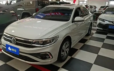 Volkswagen Volkswagen Passat в цвете и кузовом – это идеальный выбор среди китайских автомобилей. Доступная цена и надежность гарантированы.
