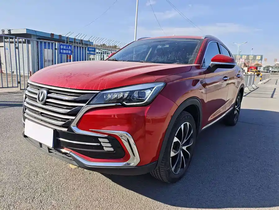 Changan Changan CS85 COUPE в цвете и кузовом – это идеальный выбор среди китайских автомобилей. Доступная цена и надежность гарантированы.