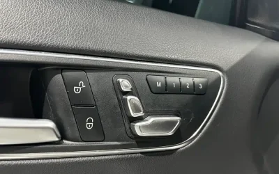 Mercedes-Benz Mercedes-Benz в цвете Mercedes-Benz и кузовом Mercedes-Benz – это идеальный выбор среди китайских автомобилей. Доступная цена и надежность гарантированы.