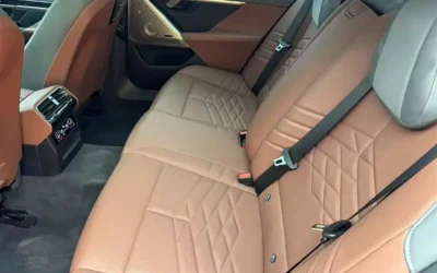 BMW BMW 7 Series в цвете и кузовом – это идеальный выбор среди китайских автомобилей. Доступная цена и надежность гарантированы.