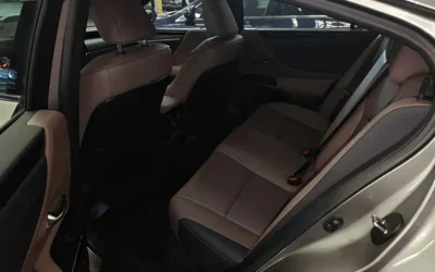 Lexus Lexus ES в цвете и кузовом – это идеальный выбор среди китайских автомобилей. Доступная цена и надежность гарантированы.