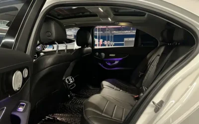 Mercedes-Benz Mercedes-Benz C-Class AMG в цвете и кузовом – это идеальный выбор среди китайских автомобилей. Доступная цена и надежность гарантированы.
