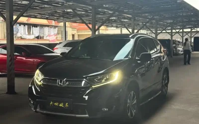 Geely Geely Boyue в цвете и кузовом – это идеальный выбор среди китайских автомобилей. Доступная цена и надежность гарантированы.