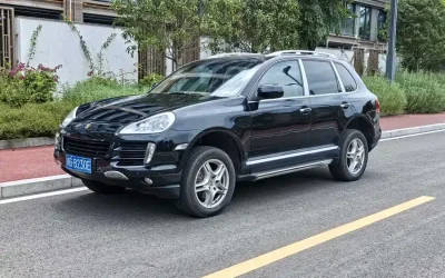 Porsche Porsche Macan в цвете и кузовом – это идеальный выбор среди китайских автомобилей. Доступная цена и надежность гарантированы.