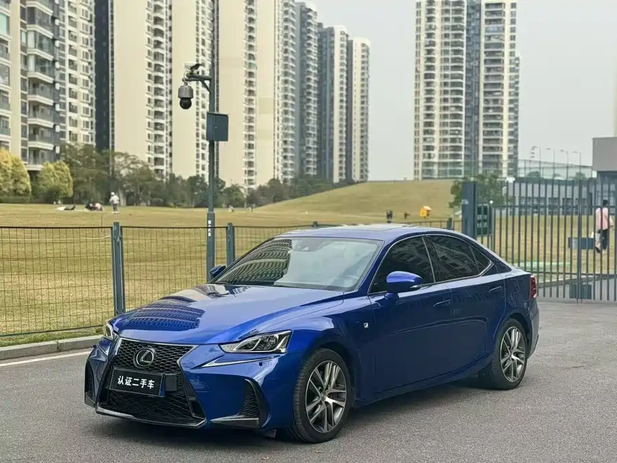 Lexus Lexus IS в цвете и кузовом – это идеальный выбор среди китайских автомобилей. Доступная цена и надежность гарантированы.