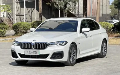 BMW BMW 1 Series в цвете и кузовом – это идеальный выбор среди китайских автомобилей. Доступная цена и надежность гарантированы.