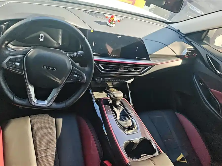 Volvo Volvo XC60 в цвете и кузовом – это идеальный выбор среди китайских автомобилей. Доступная цена и надежность гарантированы.