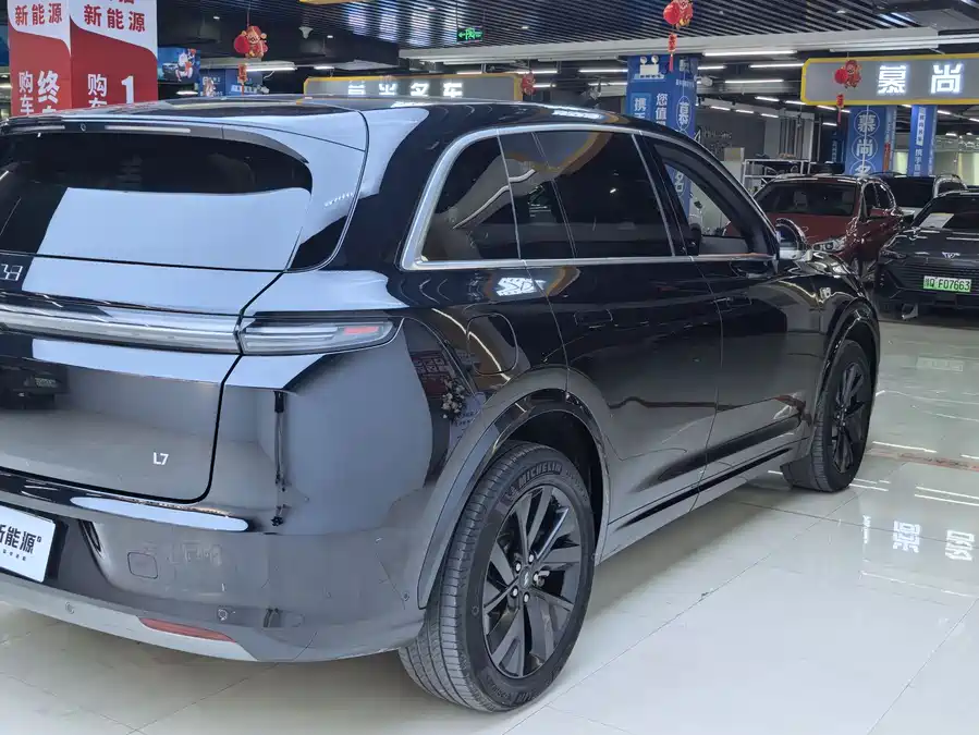 Volvo Volvo XC60 в цвете и кузовом – это идеальный выбор среди китайских автомобилей. Доступная цена и надежность гарантированы.