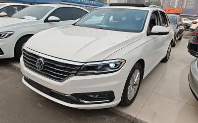 Volkswagen Volkswagen Passat в цвете и кузовом – это идеальный выбор среди китайских автомобилей. Доступная цена и надежность гарантированы.