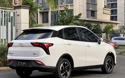 Toyota Toyota Camry в цвете и кузовом – это идеальный выбор среди китайских автомобилей. Доступная цена и надежность гарантированы.