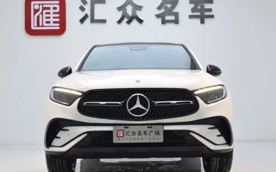 Mercedes-Benz Mercedes-Benz C-Class в цвете и кузовом – это идеальный выбор среди китайских автомобилей. Доступная цена и надежность гарантированы.
