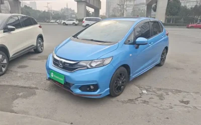 Toyota Toyota YARiS L в цвете и кузовом – это идеальный выбор среди китайских автомобилей. Доступная цена и надежность гарантированы.
