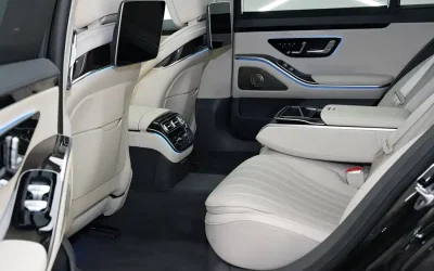 Mercedes-Benz Mercedes-Benz E-Class в цвете и кузовом – это идеальный выбор среди китайских автомобилей. Доступная цена и надежность гарантированы.