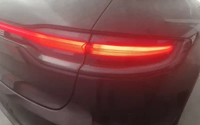 Tesla Tesla Model 3 в цвете и кузовом – это идеальный выбор среди китайских автомобилей. Доступная цена и надежность гарантированы.