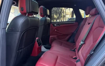Porsche Porsche 718 в цвете и кузовом – это идеальный выбор среди китайских автомобилей. Доступная цена и надежность гарантированы.