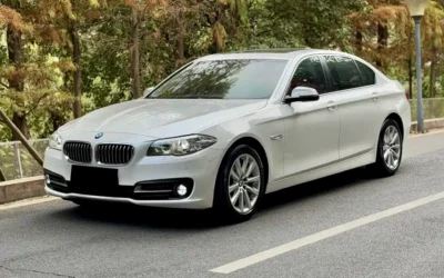 BMW BMW 3 Series в цвете и кузовом – это идеальный выбор среди китайских автомобилей. Доступная цена и надежность гарантированы.