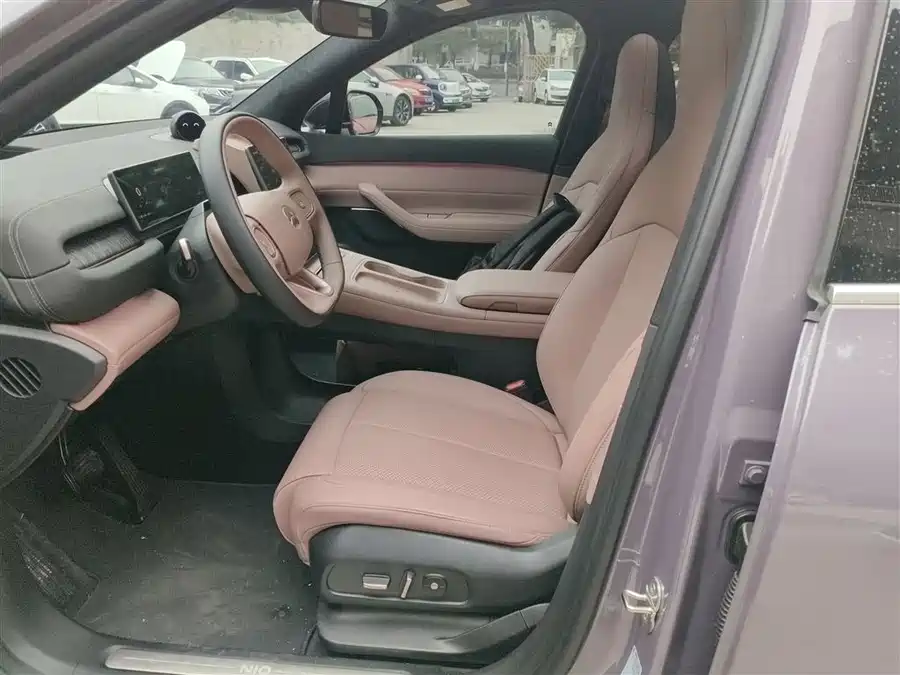 Haval Haval H6 в цвете и кузовом – это идеальный выбор среди китайских автомобилей. Доступная цена и надежность гарантированы.