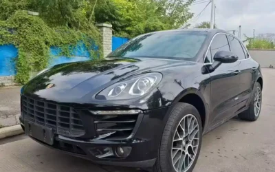 Porsche Porsche 718 в цвете и кузовом – это идеальный выбор среди китайских автомобилей. Доступная цена и надежность гарантированы.