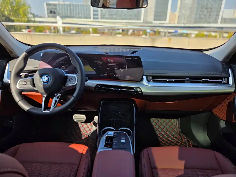 Audi Audi A6L в цвете и кузовом – это идеальный выбор среди китайских автомобилей. Доступная цена и надежность гарантированы.
