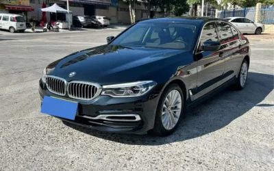 BMW BMW 3 Series в цвете и кузовом – это идеальный выбор среди китайских автомобилей. Доступная цена и надежность гарантированы.