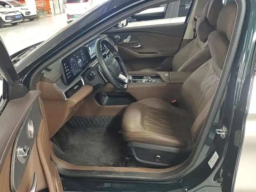 Toyota Toyota Levin в цвете и кузовом – это идеальный выбор среди китайских автомобилей. Доступная цена и надежность гарантированы.