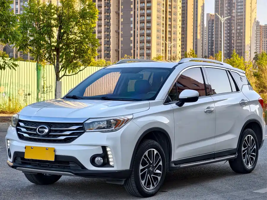 GAC Trumpchi Trumpchi GS4 в цвете и кузовом – это идеальный выбор среди китайских автомобилей. Доступная цена и надежность гарантированы.
