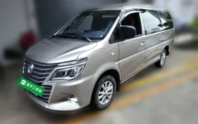 Dongfeng Forthing Dongfeng Forthing Jingyi X5 в цвете и кузовом – это идеальный выбор среди китайских автомобилей. Доступная цена и надежность гарантированы.