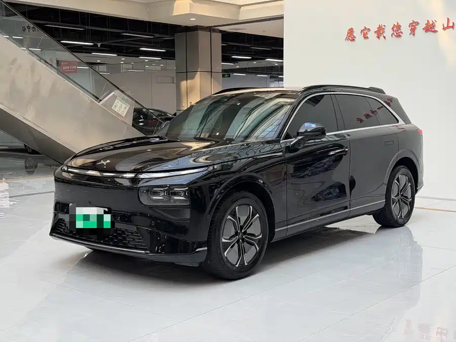 Citroen Citroen Elysee в цвете и кузовом – это идеальный выбор среди китайских автомобилей. Доступная цена и надежность гарантированы.